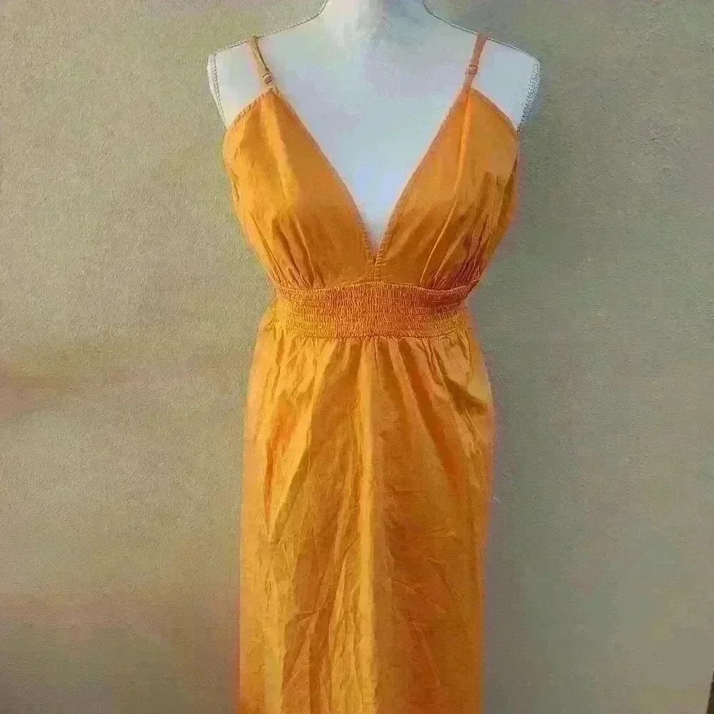 NWT Women's long summer dress with open back, orange, size large